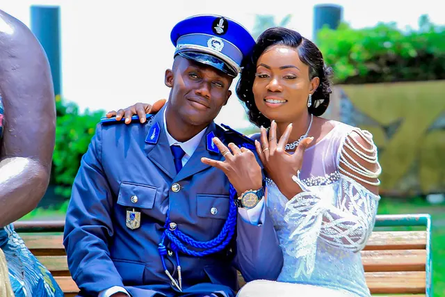 Couple de mariés photographié par Shalom Communication